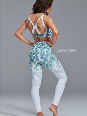 Cleo Harper Green & White Camo Sports Bra and Leggings Set